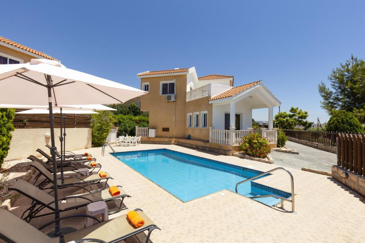 Villa Camelia By Villa Plus Péjia Kültér fotó